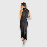 Zenaida – elegant klänning med feminin känsla