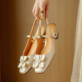 Sophie | Pumps med pärlemorsblomma