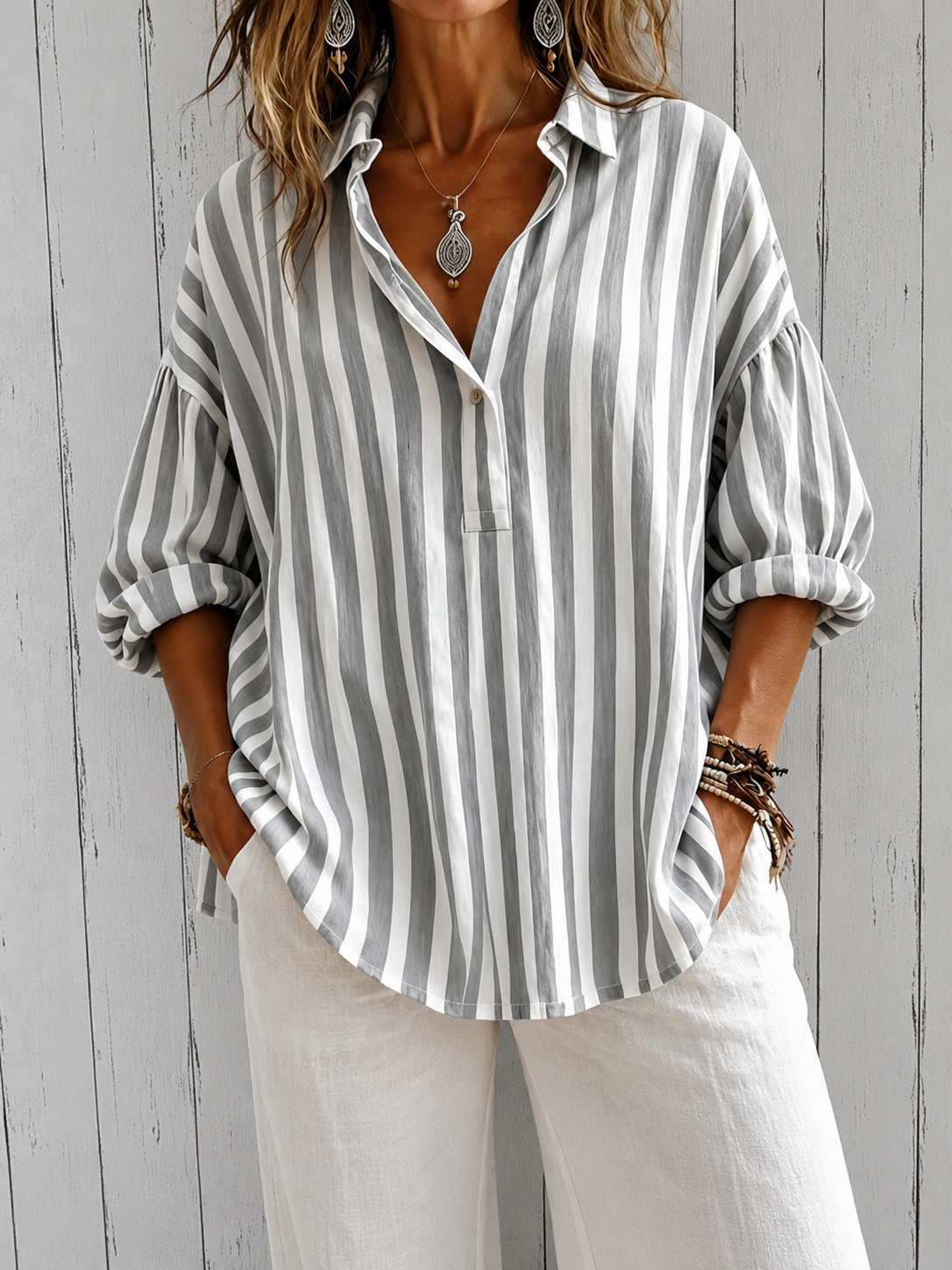 Martine | Sofistikerad blus med volanger