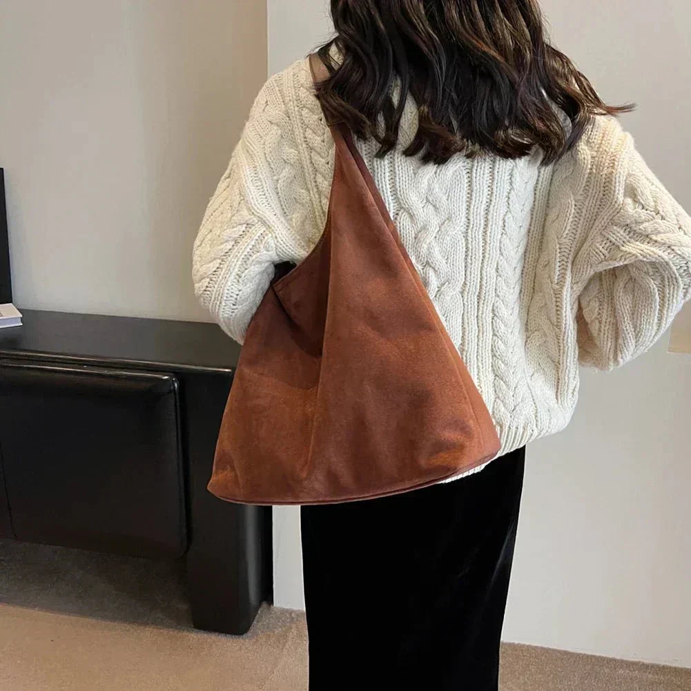 Dana | Mjuk totebag i mocka