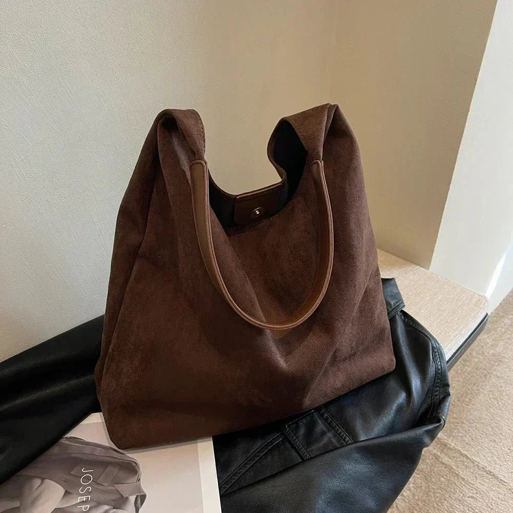 Dana | Mjuk totebag i mocka
