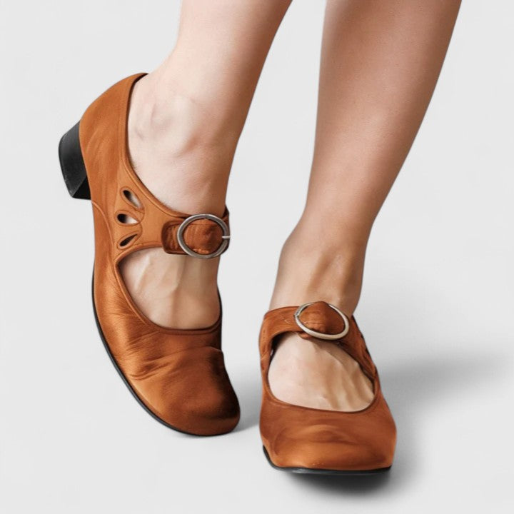 Produktbild – Talorienne – Eleganta Skor