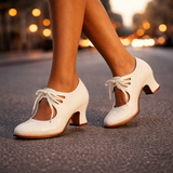 Sylvie | Retro pumps med snörning