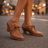 Sylvie | Retro pumps med snörning
