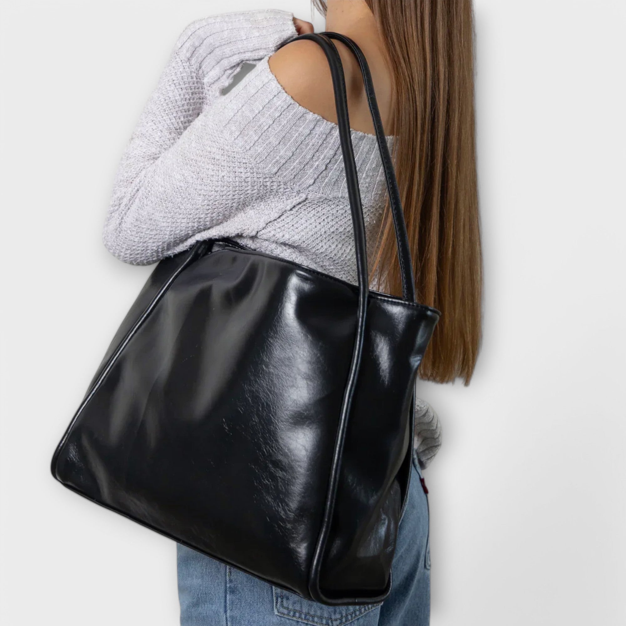 Produktbild – Chloe – Klassisk vardagshandväska